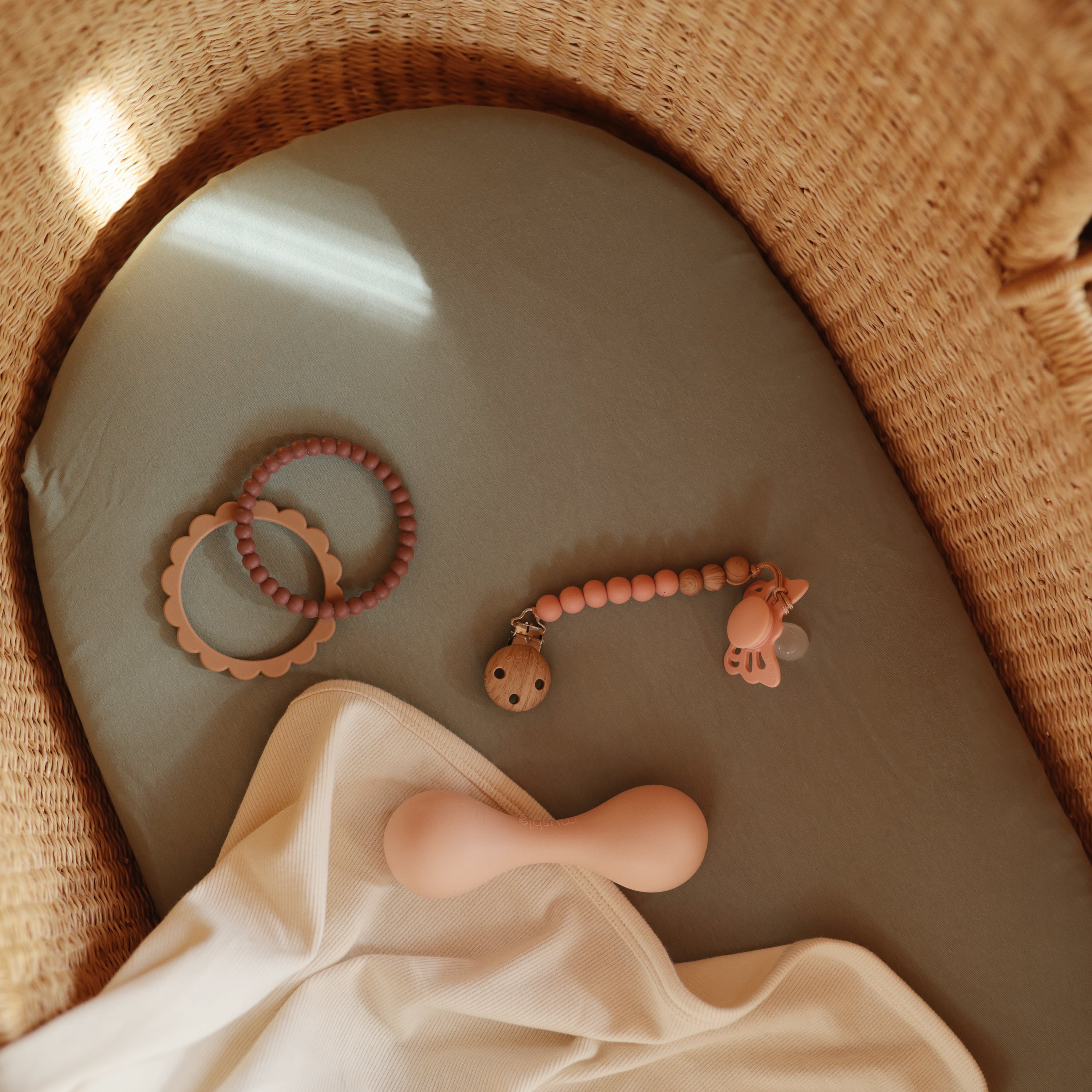 Image of Silicone Pacifier Clip | Eva